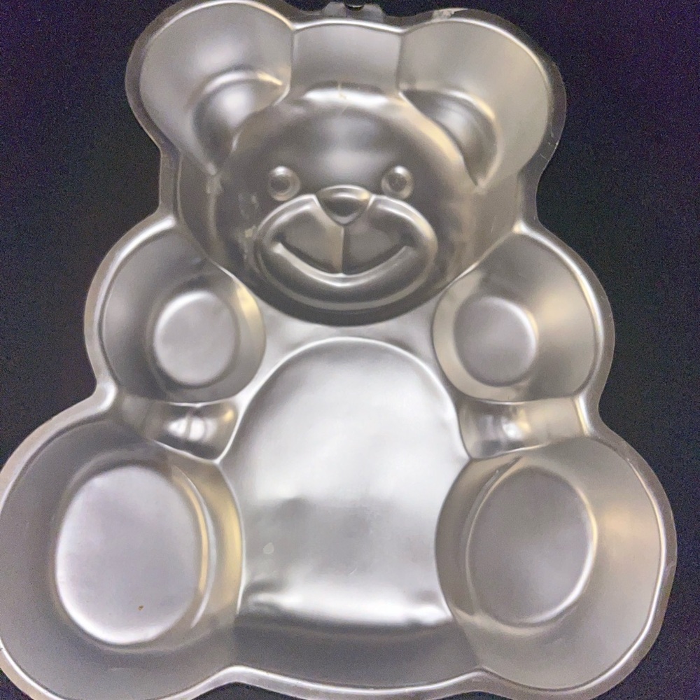 1982 Wilton Teddy Bear Cake Pan  #502-3754
